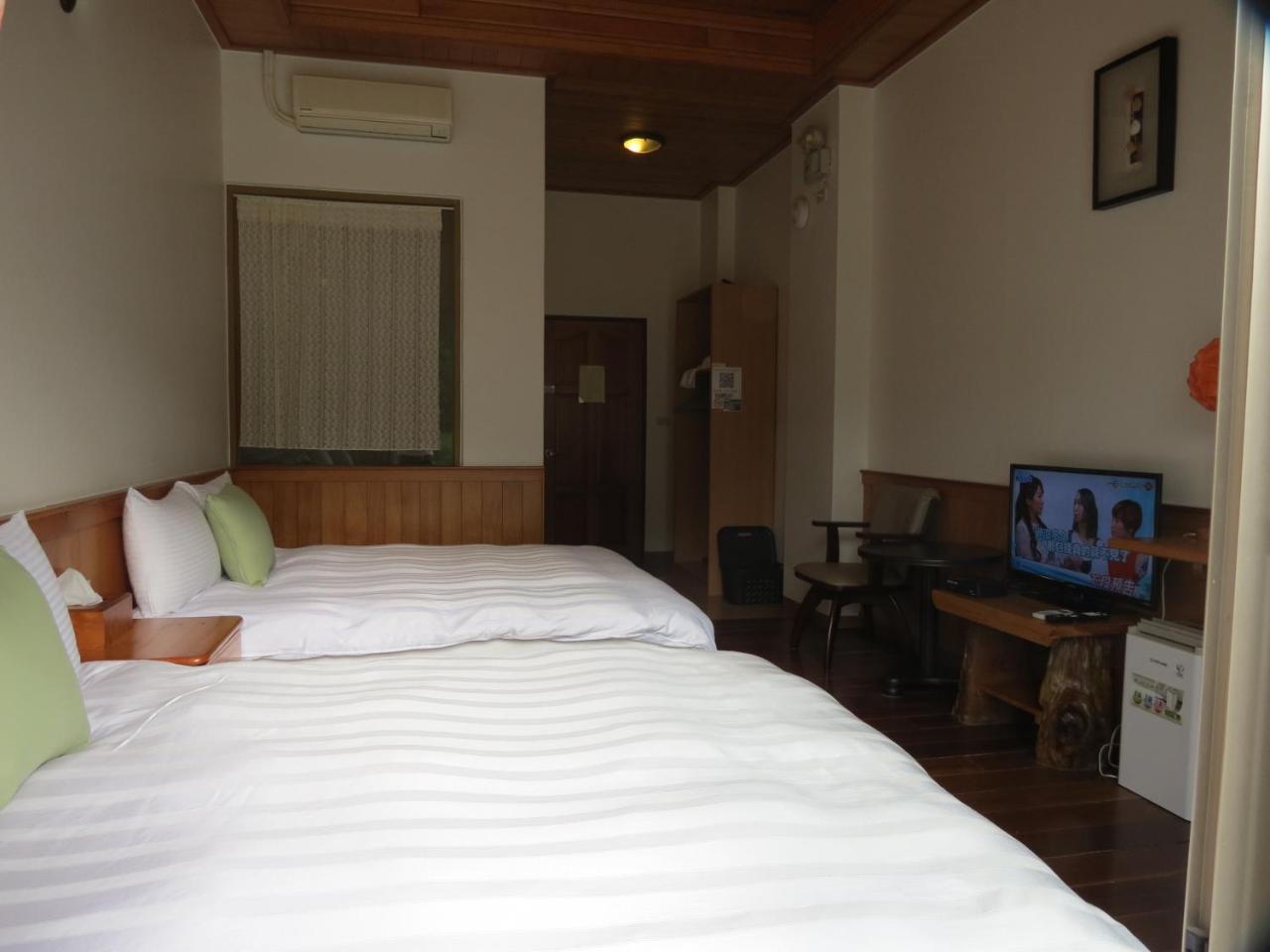 Seasons Inn Цзяосі Екстер'єр фото